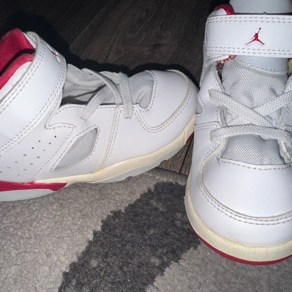Toddler Jordan’s size 9c